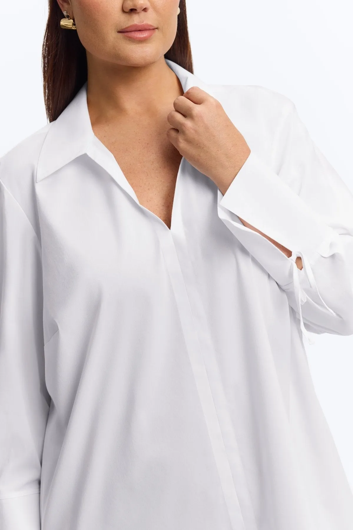 Carla Plus Stretch No Iron Tie Sleeve Popover