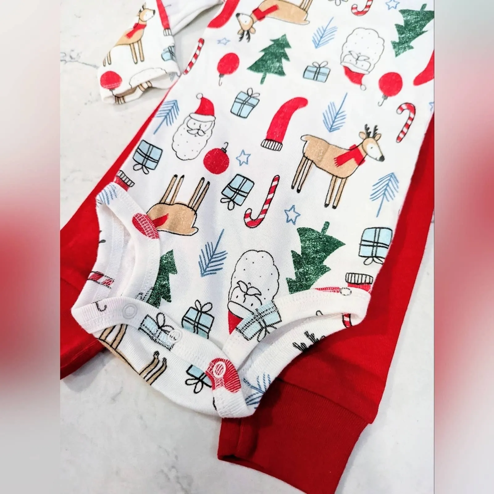 CARTER'S Christmas 2 Piece Set or Pajamas with Reindeer Santa Trees Pres 9 Month