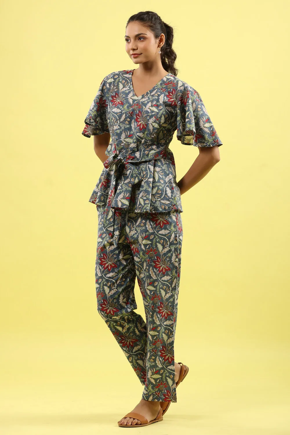 Floral Jaal Blue Tie up Lounge Loungewear Top Set