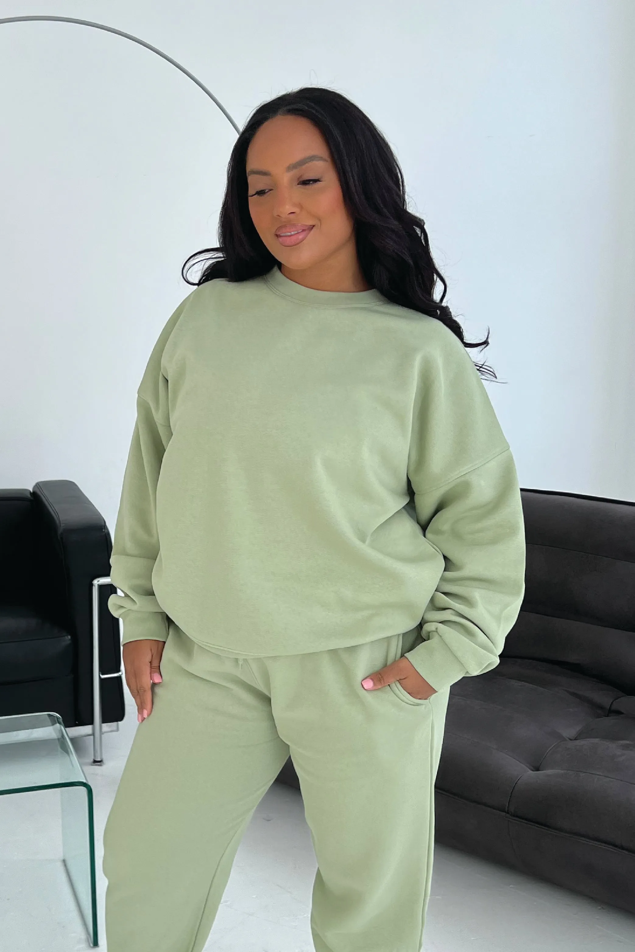 Glamify basics relaxed sage sweatshirt