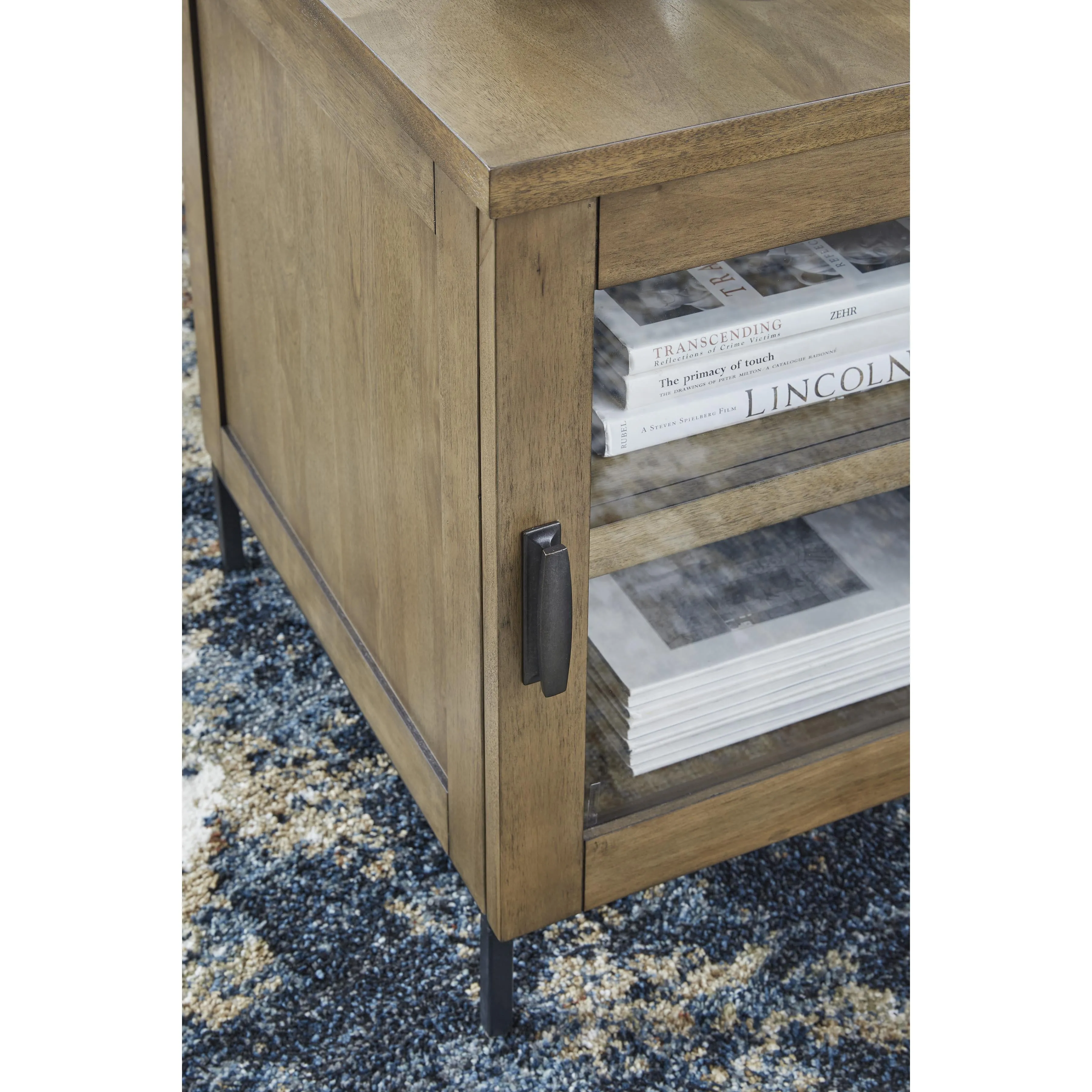 Signature Design by Ashley Torlanta End Table T686-7